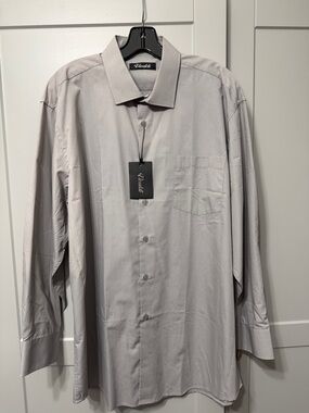 Vinelli Men’s Light Gray Long-Sleeve Dress Shirt with Chest Pocket